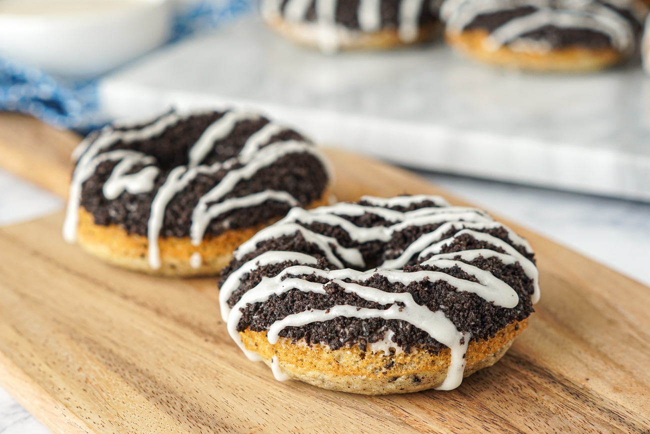 Cookies & Cream Donut