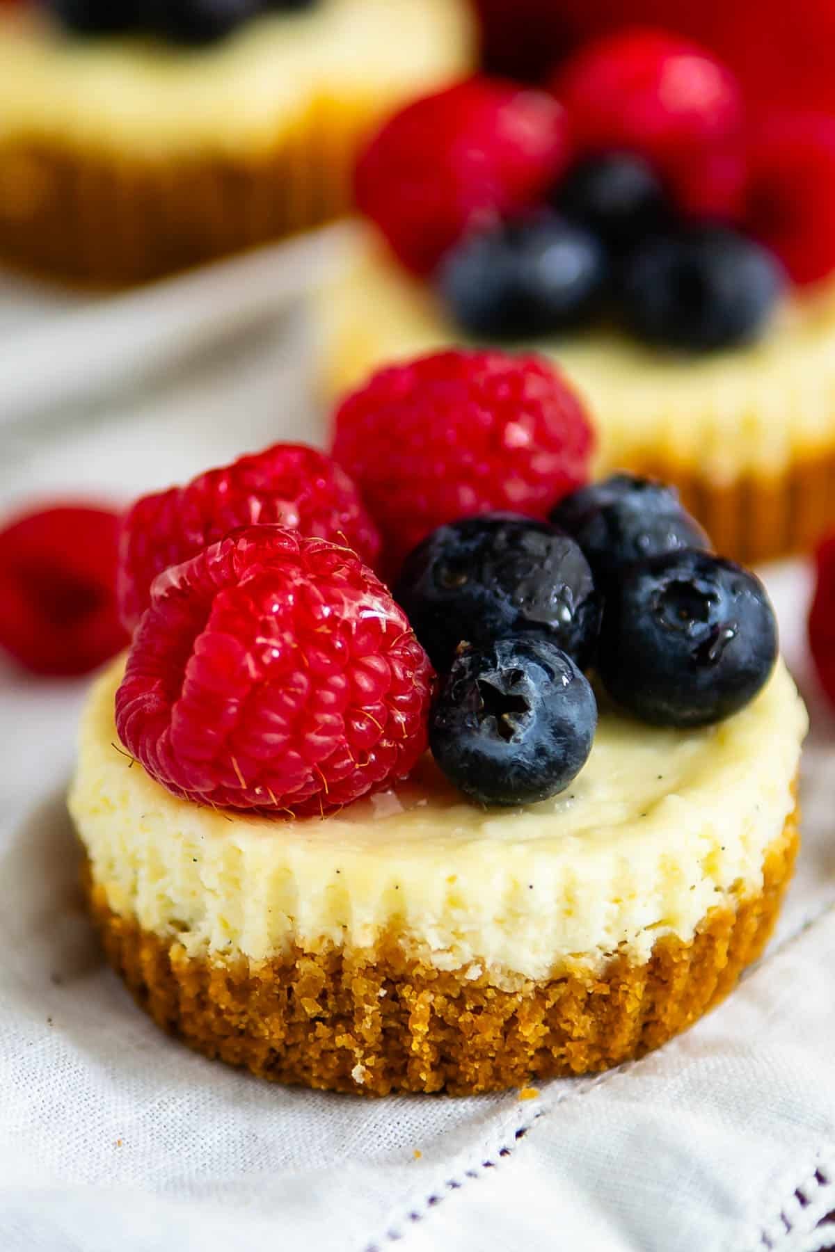 Mini Cheesecake — Fruit
